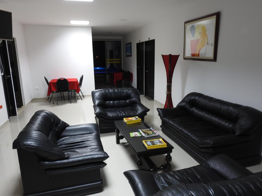 Hostal La Sultana Santa Rosa De Cabal Buitenkant foto