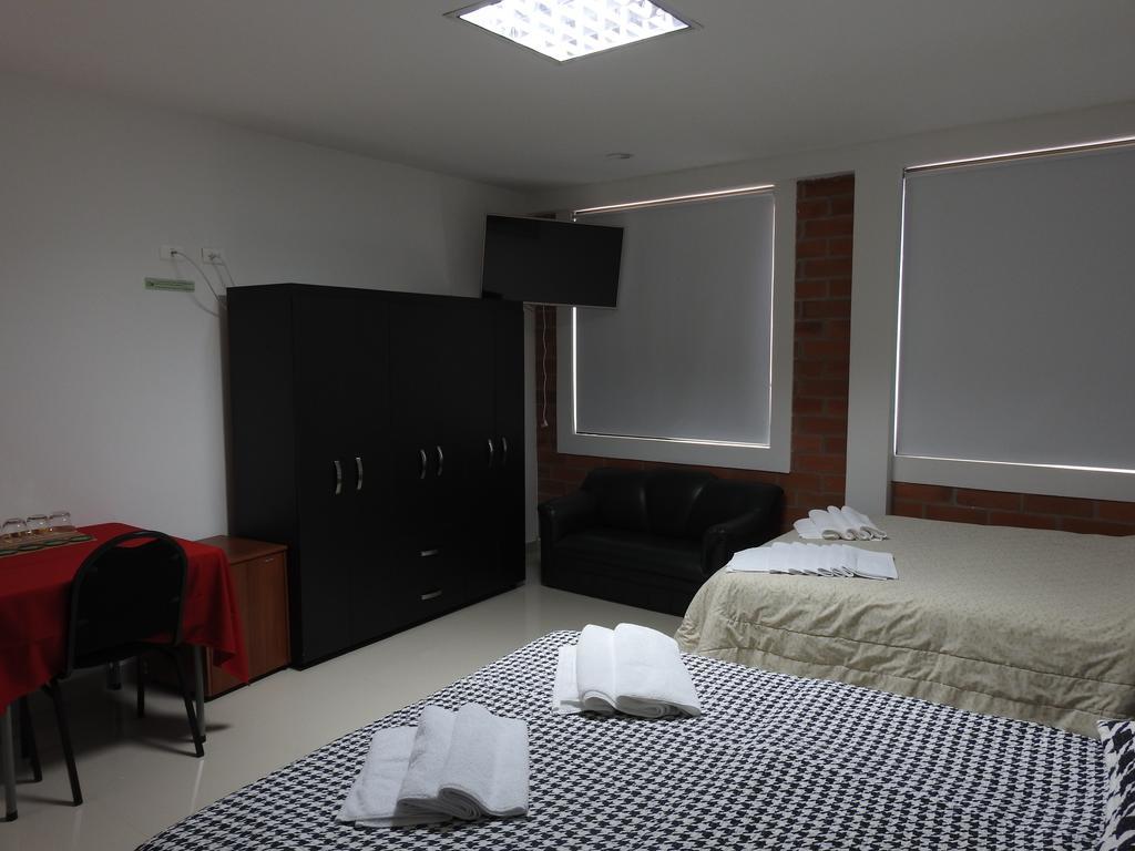 Hostal La Sultana Santa Rosa De Cabal Buitenkant foto