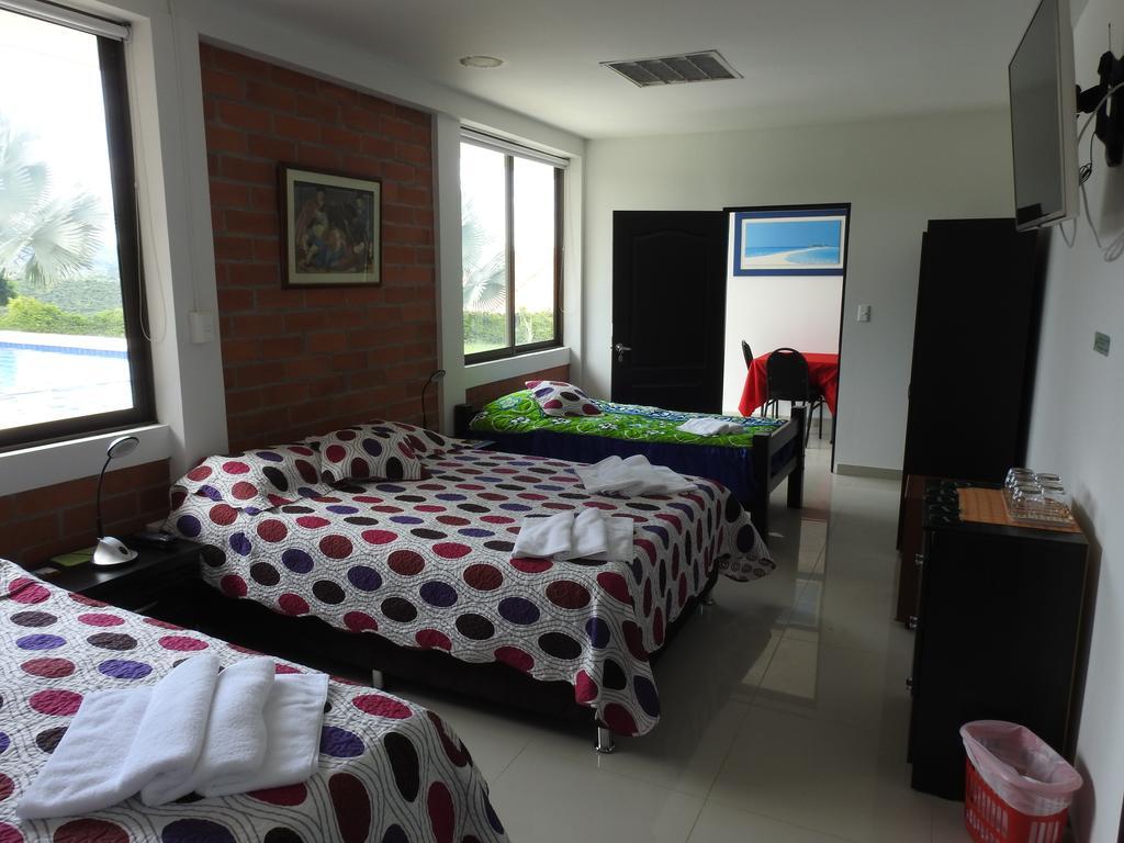 Hostal La Sultana Santa Rosa De Cabal Buitenkant foto