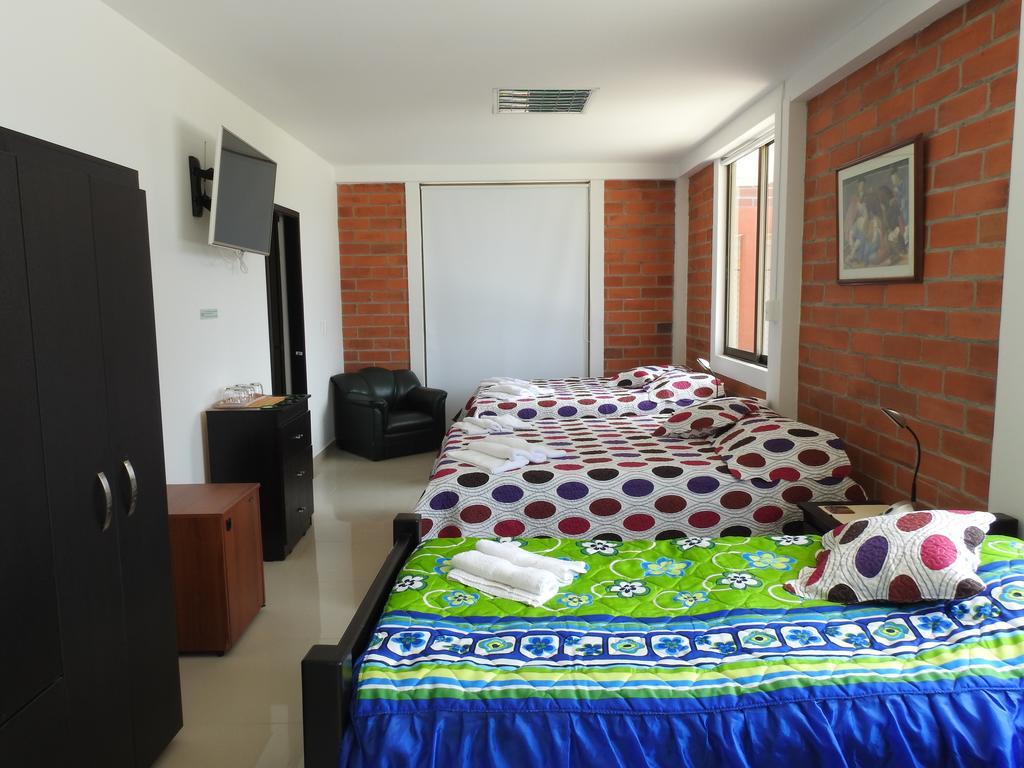 Hostal La Sultana Santa Rosa De Cabal Buitenkant foto