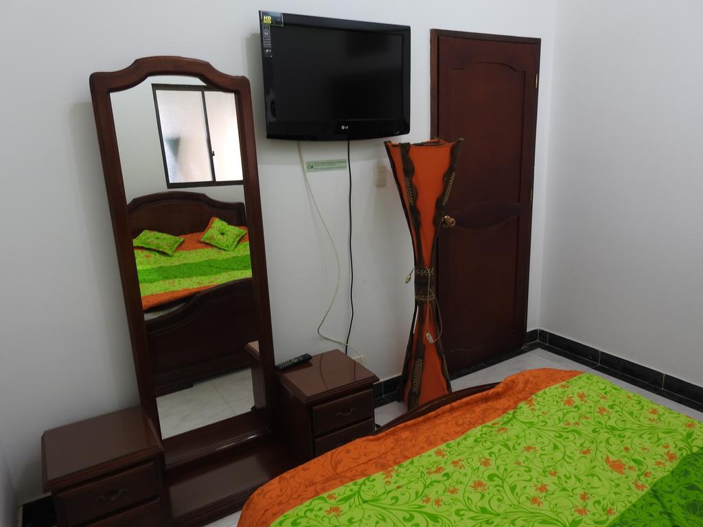Hostal La Sultana Santa Rosa De Cabal Buitenkant foto